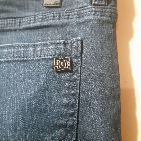 DC Denim Skinny Mid Rise Jeans size 27 - Picture 9 of 16